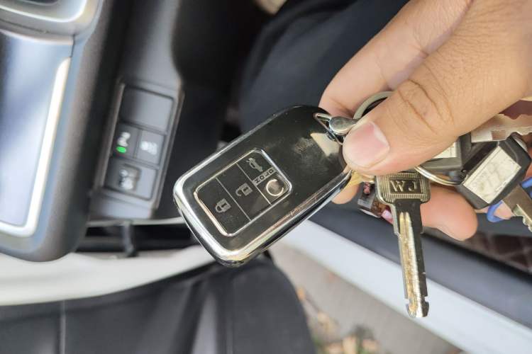 Used Honda Civic 2016 220TURBO CVT Luxury Edition Vehicle Key