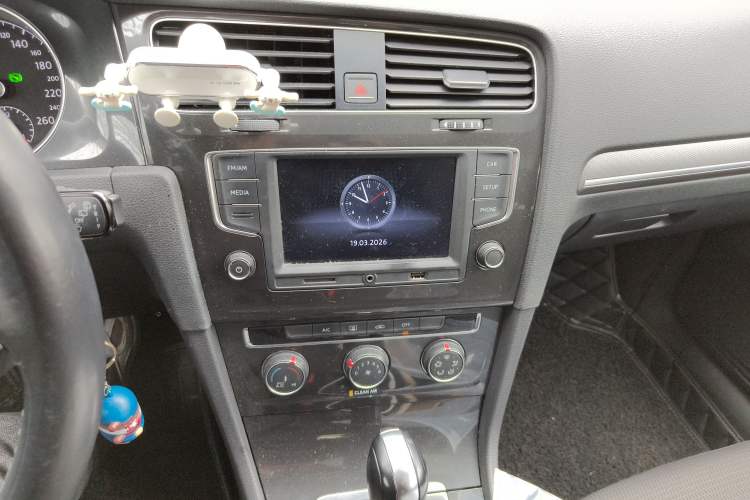 Used Volkswagen Golf 2017 230TSI Automatic Comfort Edition – Celebrating Milestone of One Million Units