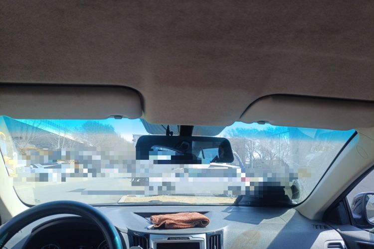 Used BYD Surui 2015 1.5L Automatic Comfort Edition
