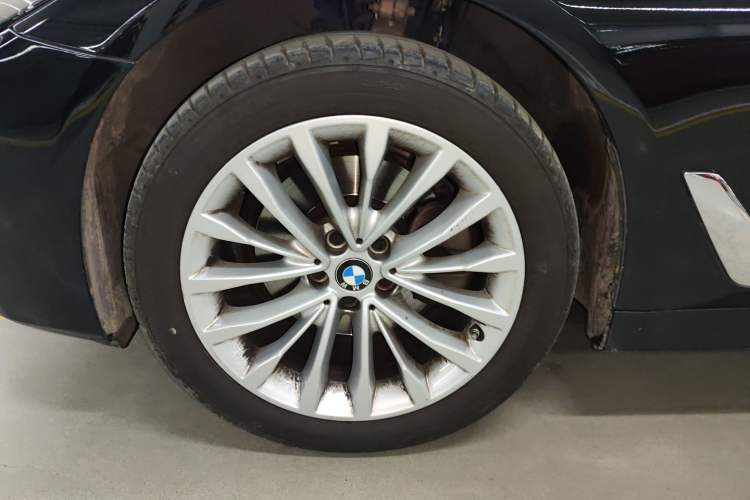 Used BMW 5 Series 2022 Second Facelift 525Li Luxury Package
