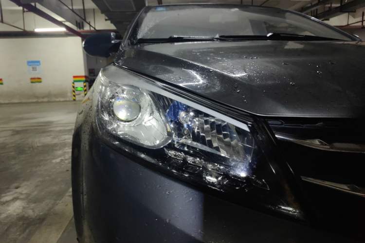 Used Zotye Z500 2015 1.5T Manual Luxury Model