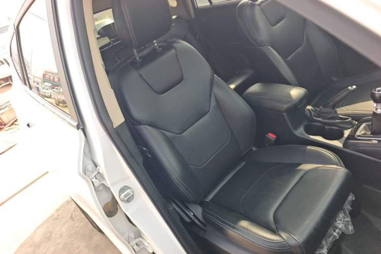 Used BYD Song 2021 Classic Edition 1.5T Manual Luxury Model
