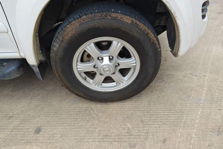 Used Great Wall Wingle 5 2017 2.0T European-Style Diesel Four-Wheel Drive Navigation Version Big Double-Cab GW4D20B