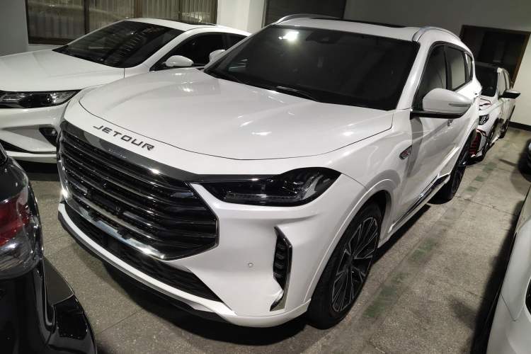 Used JETOUR X70 PLUS 2023 1.6T DCT Stronger PLUS 5-seater