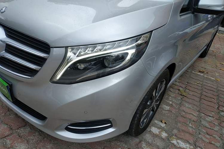 Used Mercedes-Benz V-Class 2016 V 260 L Prestige Extended Edition