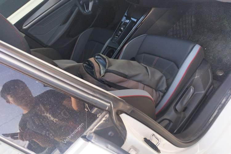 Used Volkswagen Lamando 2022 Lavida L 280TSI DSG Cool & Spicy Edition Right Front Seat