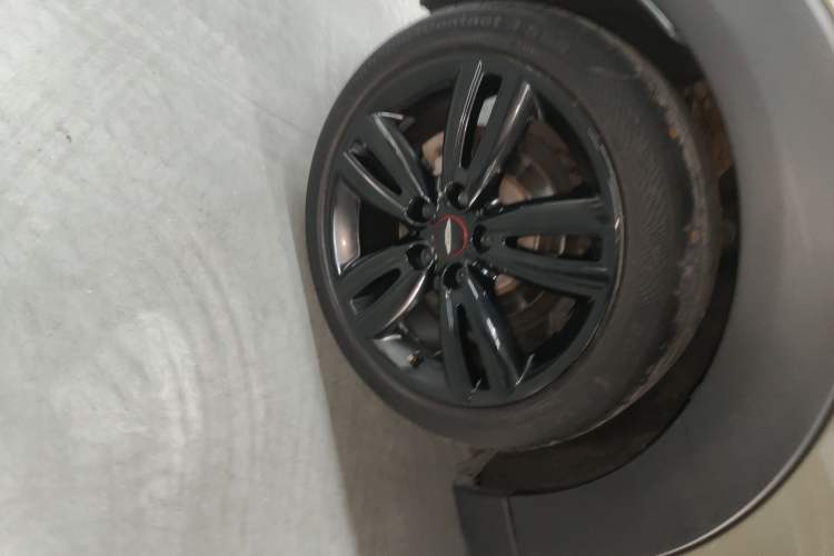 Used MINI 2018 1.5T COOPER Racing Driver Exterior 5