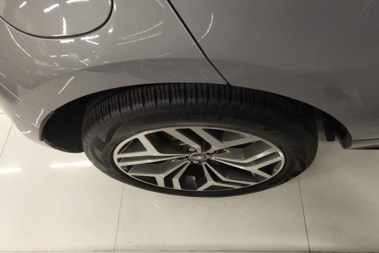 Used Land Rover Range Rover Evoque 2022 Aurora L 249 PS R-Dynamic Luxury Edition