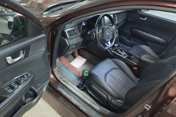 Used Kia K5 2016 1.6T Automatic LUX
