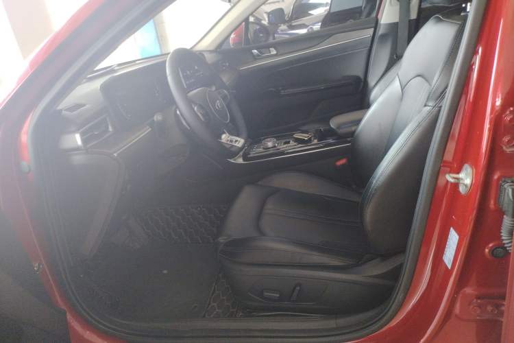 Used Kia K5 2020 270T CVVD Luxury Edition Left Front Seat
