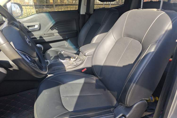 Used Great Wall Wingle 7 2021 2.0T Diesel Two-Wheel Drive Value Edition Big Double GW4D20M
