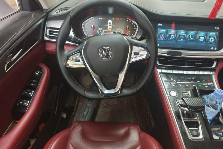 Used CHANGAN CS85 COUPE 2019 1.5T DCT Dynamic Version China VI Standard Steering Wheel