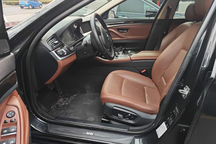 Used BMW 5 Series 2014 528Li Leading Model Left Front Seat