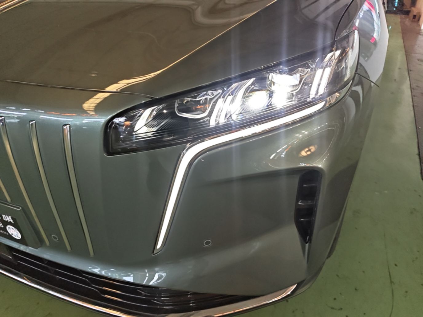 Hongqi HS6 PHEV 2026 240 Smart Hybrid Version — снимка 8