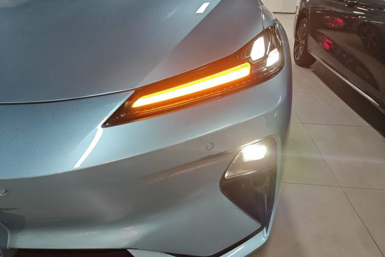 Used Deepal L07 2024 230Max Qiankun Intelligent Driving ADS SE Range-Extended Version Left Front Headlight