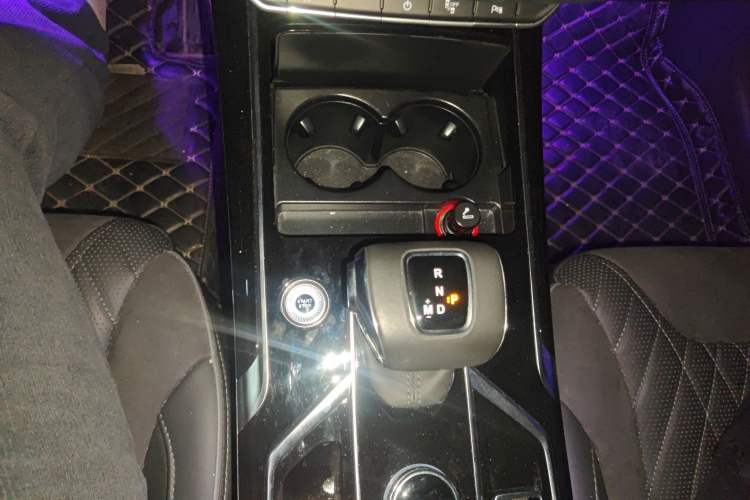 Used Hongqi HS5 2022 2.0T Smart Connect Flagship All-Wheel-Drive Version