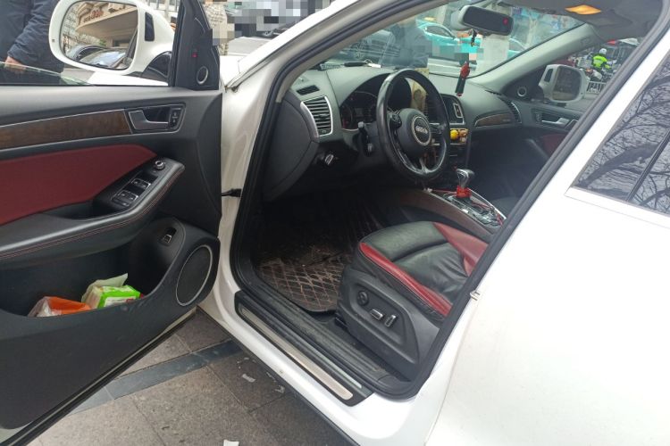 Used Audi Q5 2017 40 TFSI Comfort Model