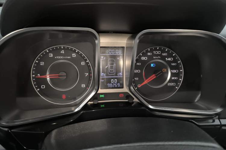 Used Zotye Domy X5 2017 Platinum Edition 1.5T Manual Luxury Model