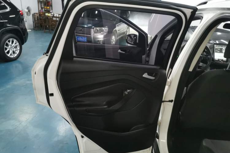 Used Ford Kuga 2017 EcoBoost 180 Two-Wheel-Drive Elite Trim