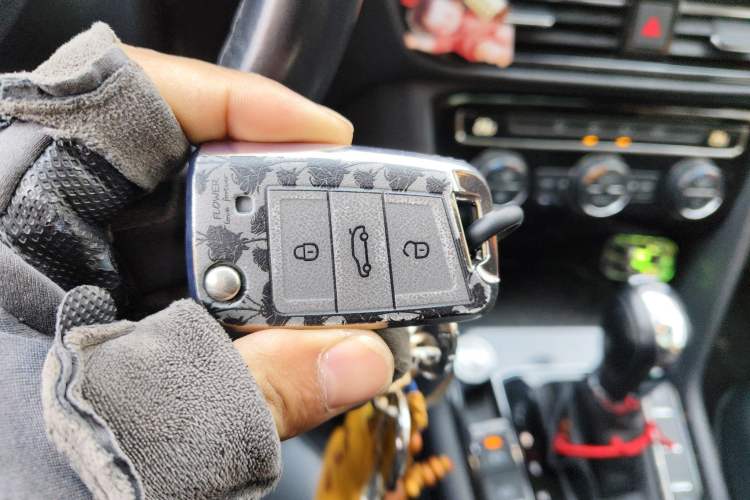 Used Volkswagen Tharu 2019 280TSI Two-Wheel Drive Comfort Edition China V Standard Vehicle Key