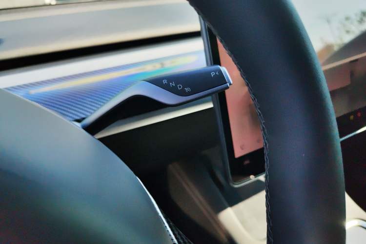 Used Tesla Model Y 2024 Rear-Wheel-Drive Version
