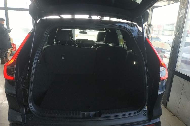 Used Honda CR-V 2023 2.0L eHEV Two-Wheel Drive Smart Edition