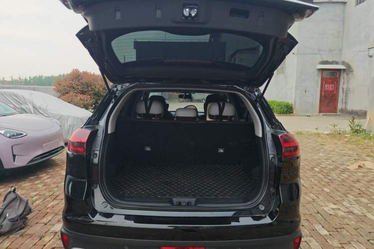 Used Geely Auto Emgrand X7 Sport 2022 1.8TD DCT Zhiya Trim
