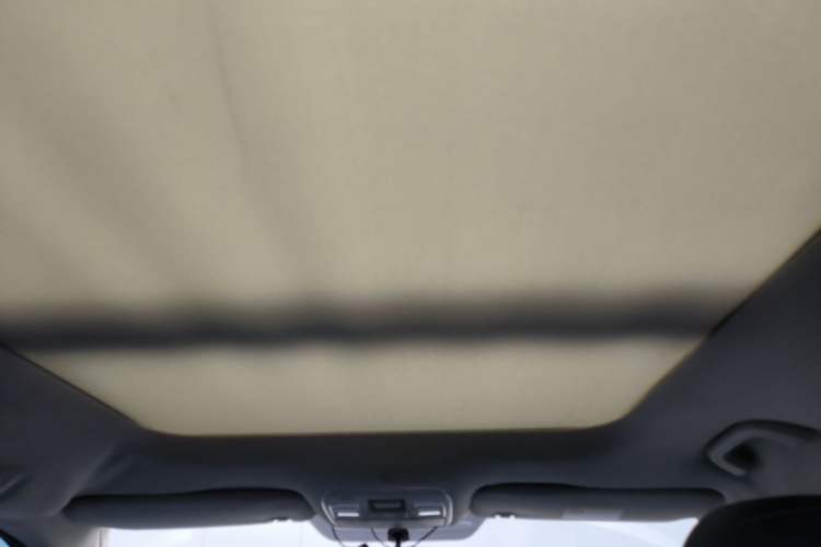 Used Geely Auto Emgrand X7 Sport 2018 1.8TD Automatic Two-Wheel Drive Smart Connect 4G Internet Edition
