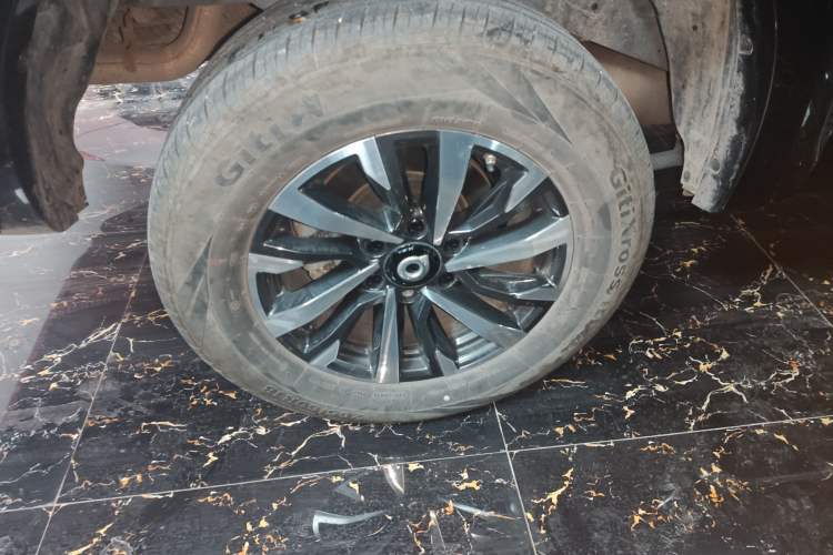 Used Great Wall Poer 2024 2.4T Passenger Version Automatic Diesel 4x4 Comfort Trim