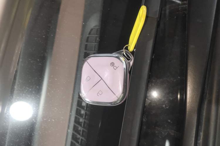 Used Wuling Bingo 2023 333 km Lingxi Connected Version