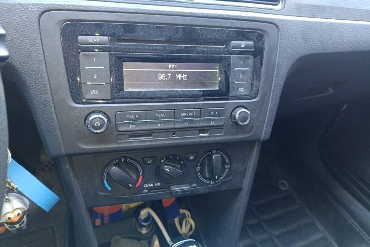 Used Skoda Rapid Spaceback 2016 Revised Version 1.6L Automatic Front-Drive Edition
