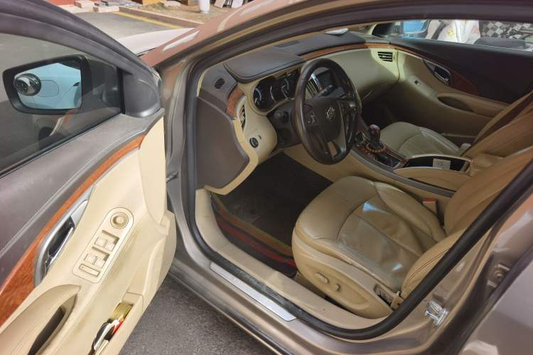 Used Buick LaCrosse 2011 2.4L SIDI Haoya Edition