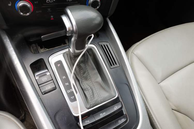 Used Audi Q5 2015 40 TFSI Technology Edition
