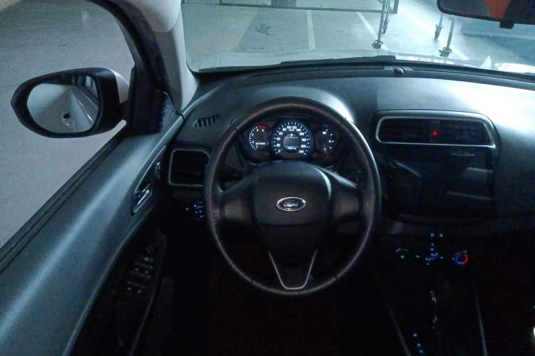 Used Ford Escort 2019 1.5L Automatic ZhiXiang Model Steering Wheel