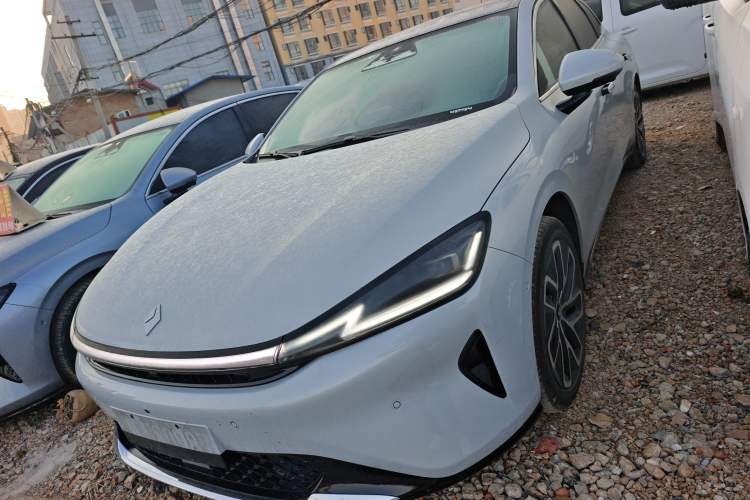 Used Baojun Enjoy 2025 Plug-in Hybrid 140km Luxury Edition
