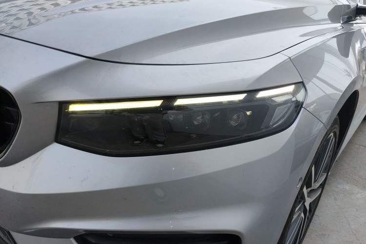 Used Geely Auto Preface 2021 Revised Version 2.0TD Luxury Edition Left Front Headlight