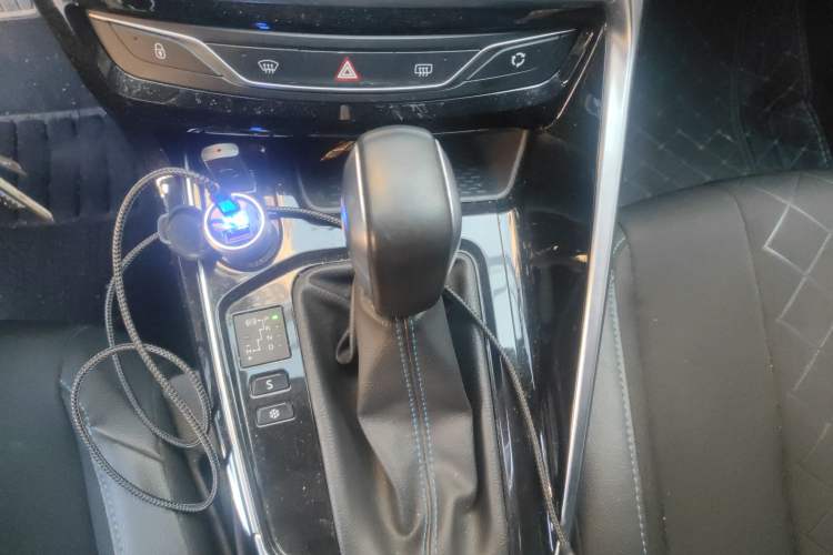 Used Peugeot 308 2016 1.6L Automatic Luxury Edition