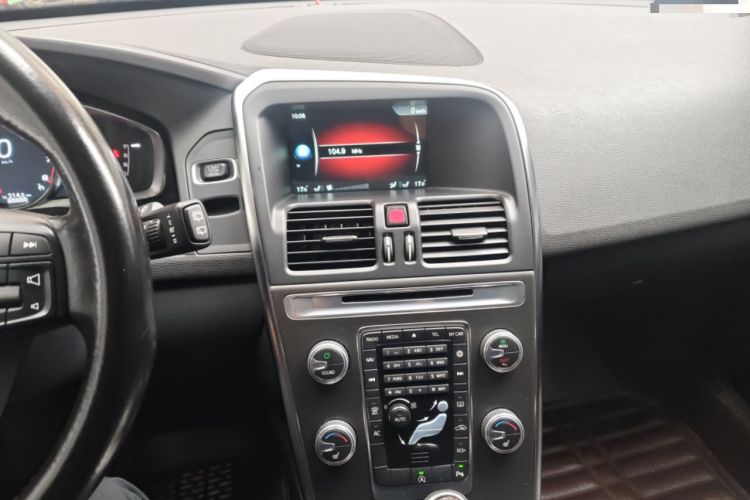 Used Volvo XC60 2016 T5 Smart Version
