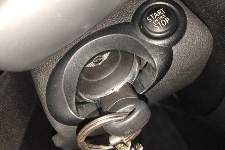 Used MINI Countryman 2014 1.6L COOPER Fun Vehicle Key