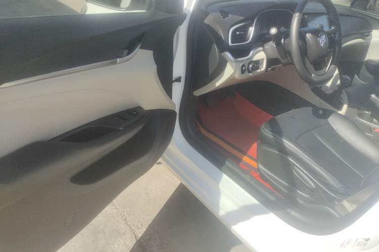 Used Buick GT 2017 15N Manual Entry-Level Trim