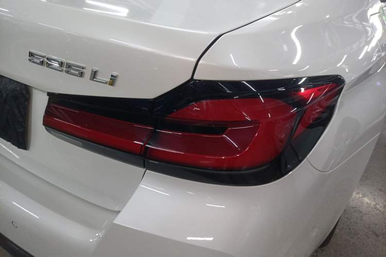 Used BMW 5 Series 2022 Second Facelift 525Li M Sport Package
