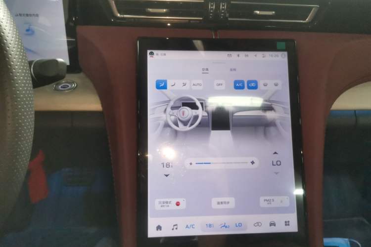 Used Hongqi H5 2025 2.0T Automatic Flag Edition – 500 000 Units Commemorative Version