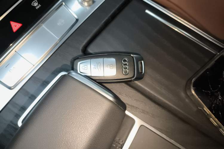 Used Audi A6L 2024 45 TFSI quattro Prestige Elegant Edition Vehicle Key