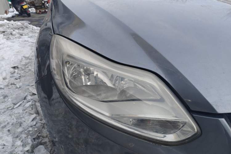 Used Ford Focus 2012 Sedan 1.6L Automatic Fashion Edition