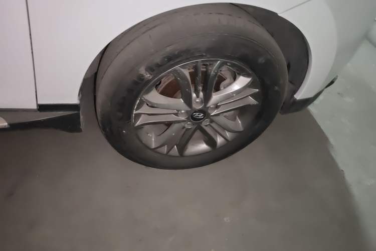 Used Hyundai ix35 2015 2.0L Automatic 2WD Smart Version China V Standard