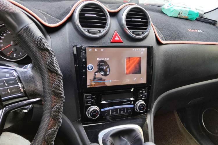 Used Haval H6 2015 Upgraded Model 1.5T Manual Two-Wheel Drive Elite Version