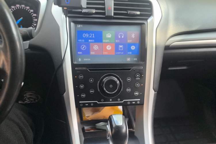 Used Ford Mondeo 2013 1.5L GTDi180 Fashion Edition Audio And AC Panel