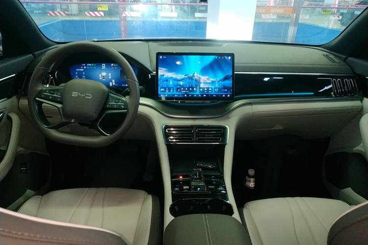 Used BYD Song PLUS New Energy 2025 DM-i Intelligent Driving 112KM Prestige Model