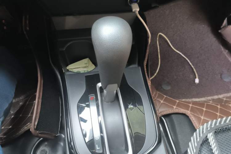 Used Honda Gienia 2017 1.5L CVT Comfort Version
