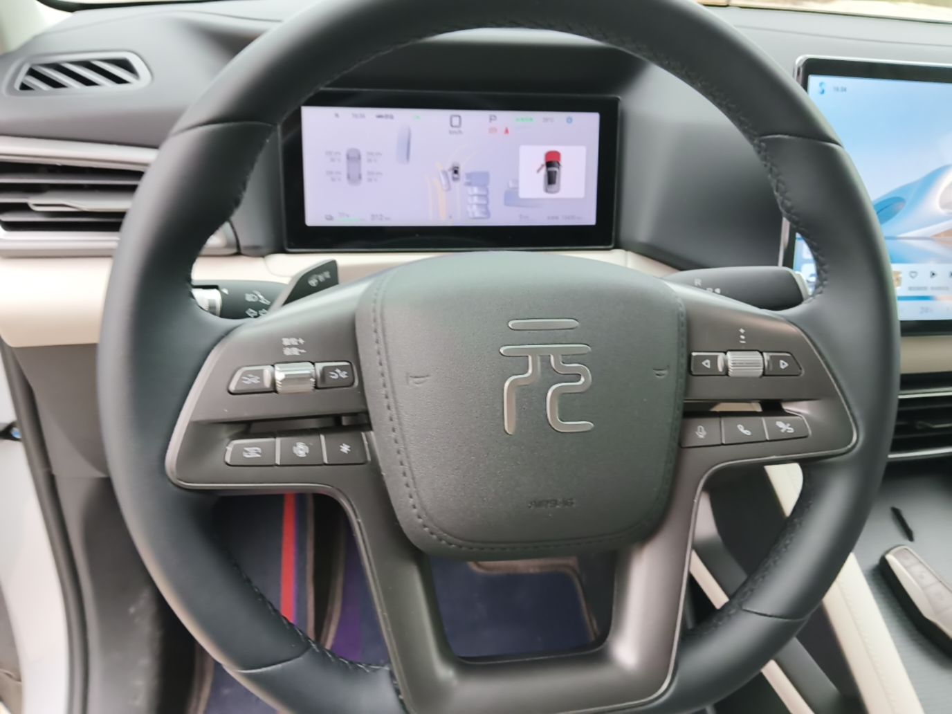 BYD Yuan UP 2025 Intelligent Driving Version 401 KM Dynamic Edition — снимка 13